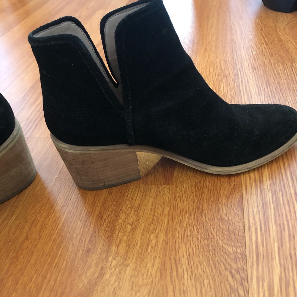 BP ankle boots sz 8